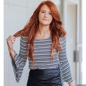 Jack by Bb Dakota bell sleeve top